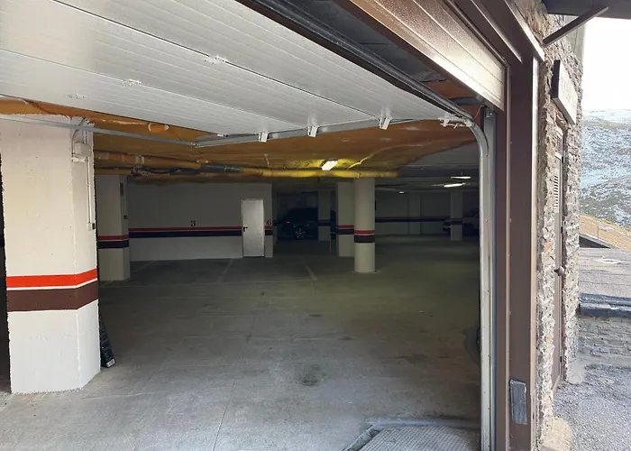 Miramar Elite Con Parking 塞拉内华达